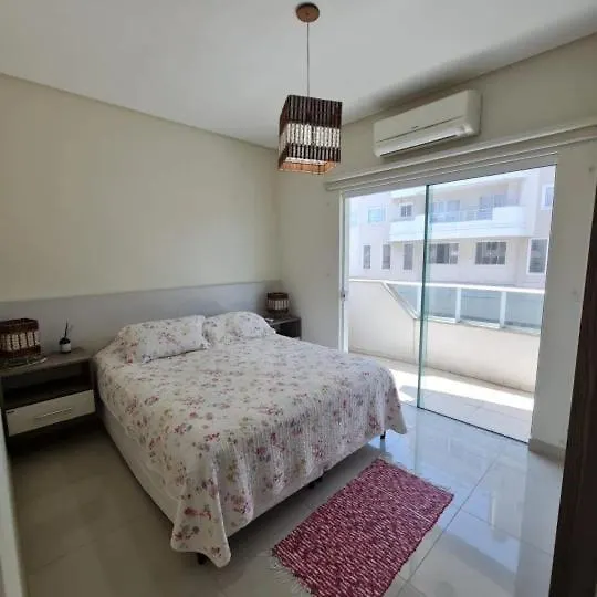 Novo E Aconchegante Apartamento A 90 Metros Da Praia De Bombinhas Brasile